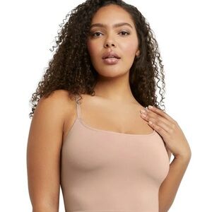 Maidenform Women’s Beige Basically Sexy Seemless Smoothing Cropped Cami Size S